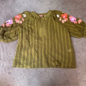 THML women’s green embroidered blouse puff sleeve size Large
